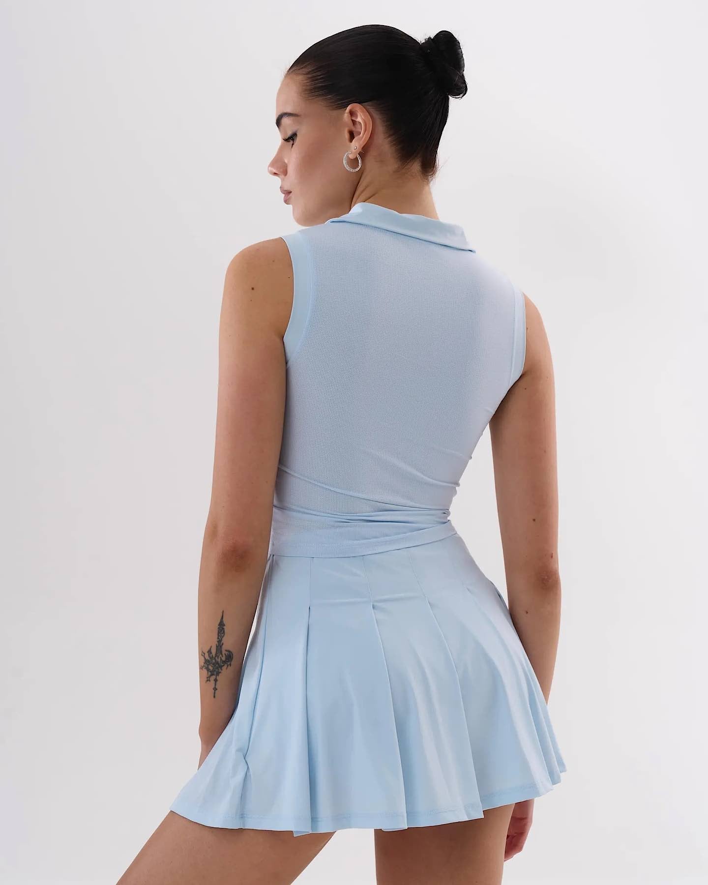 Umi court top - blue sky