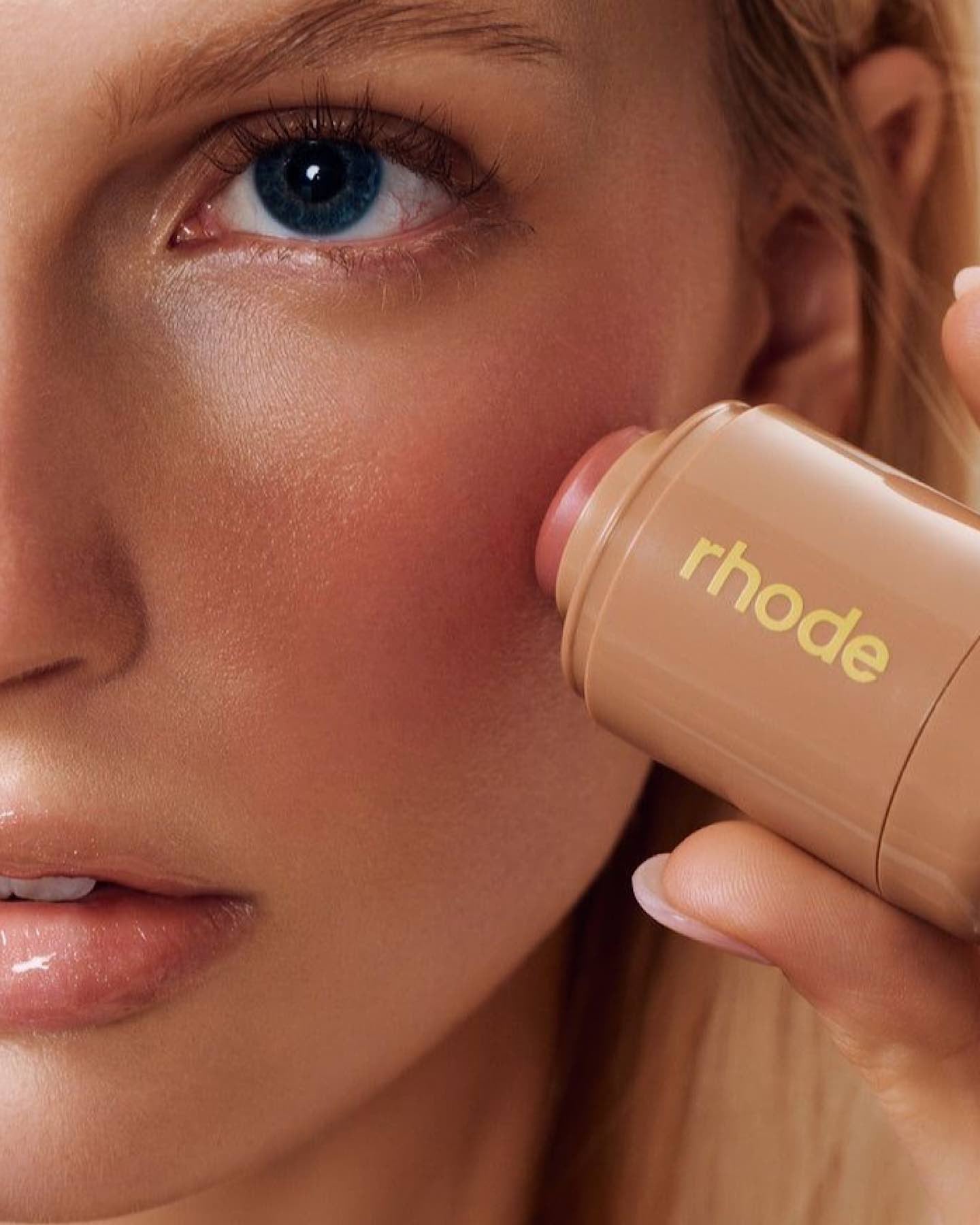 Pocket Blush Tan Line