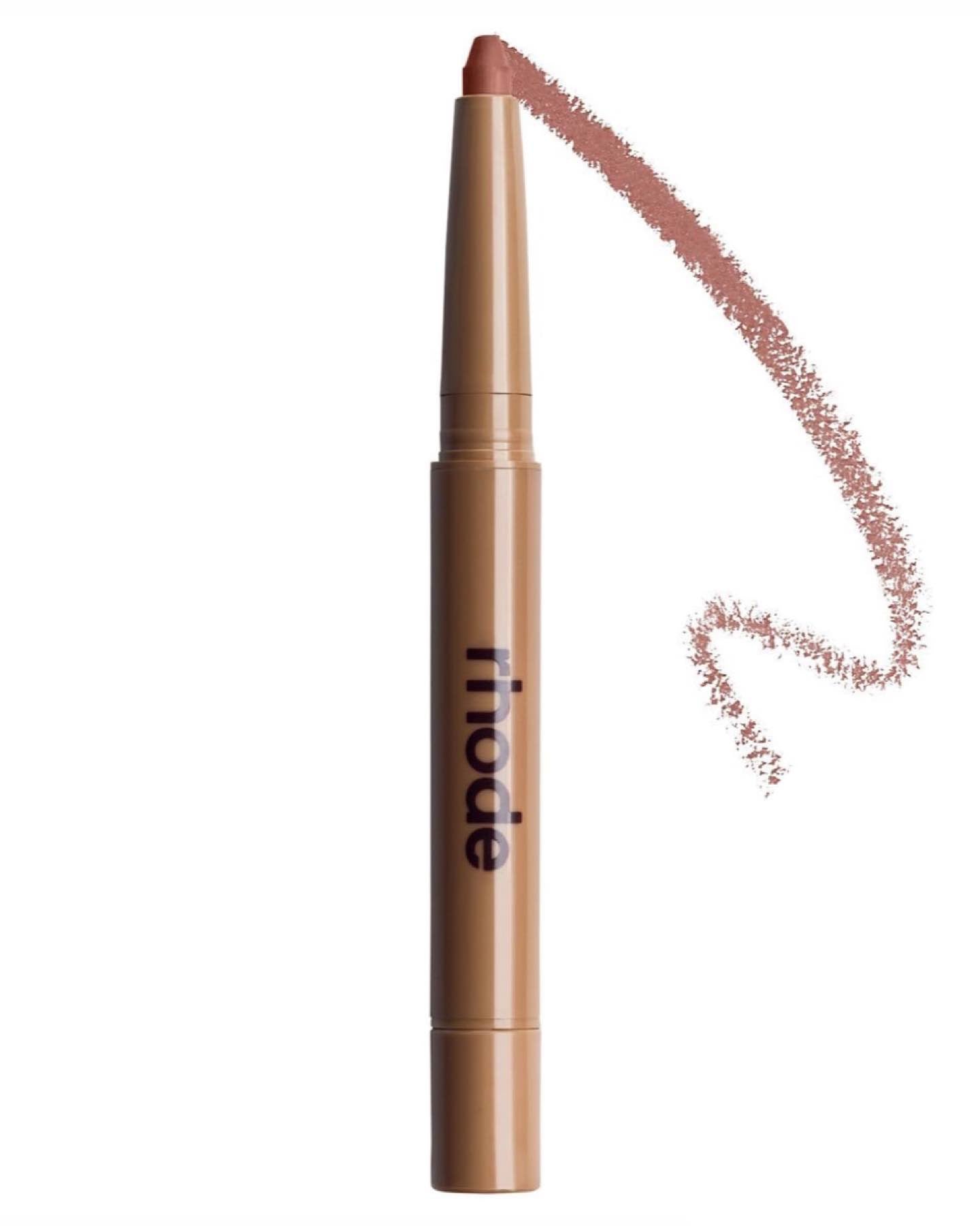 PEPTIDE LIP SHAPE LUNGE