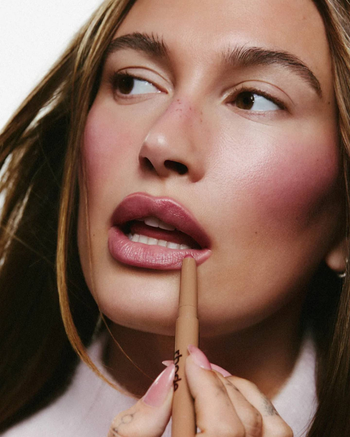 PEPTIDE LIP SHAPE PRESS