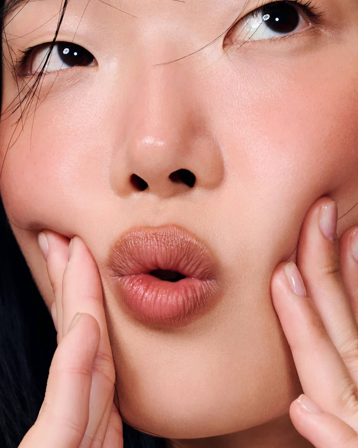 PEPTIDE LIP SHAPE BEND