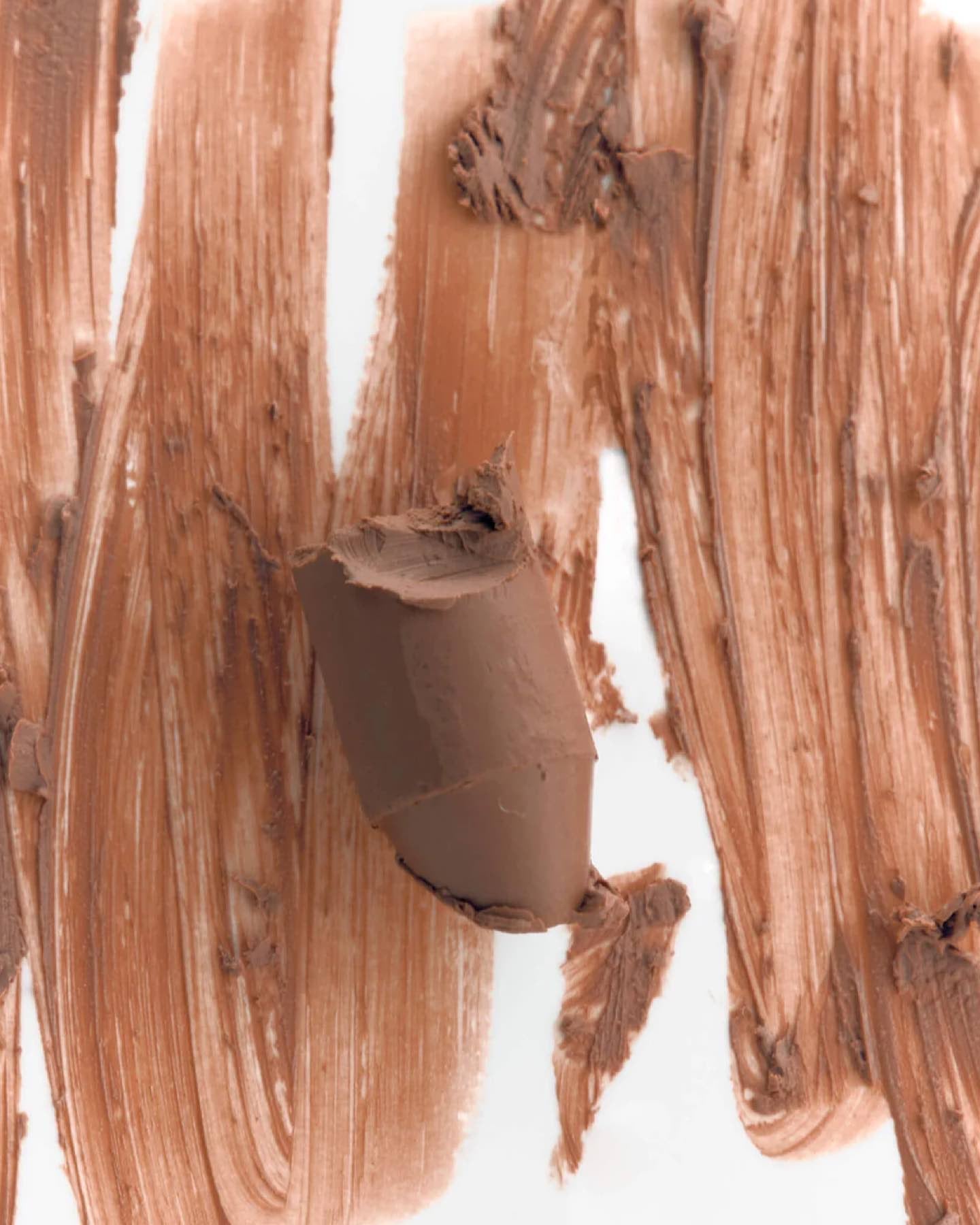 PEPTIDE LIP SHAPE BEND